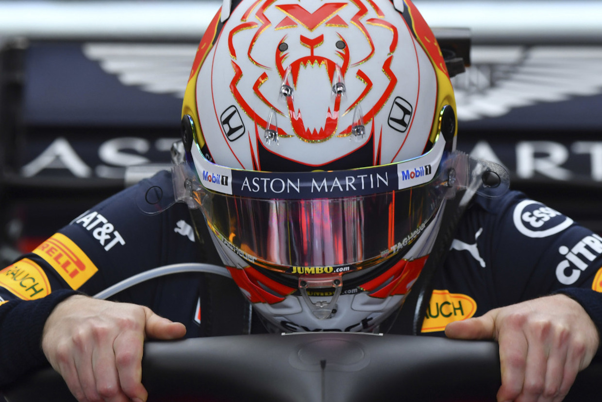 Max Verstappen Shows Off New Helmet For 2020 Season GPblog ...